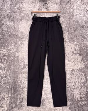 Lululemon Keep Moving Pants 2 Womens Black 7/8 High Rise
